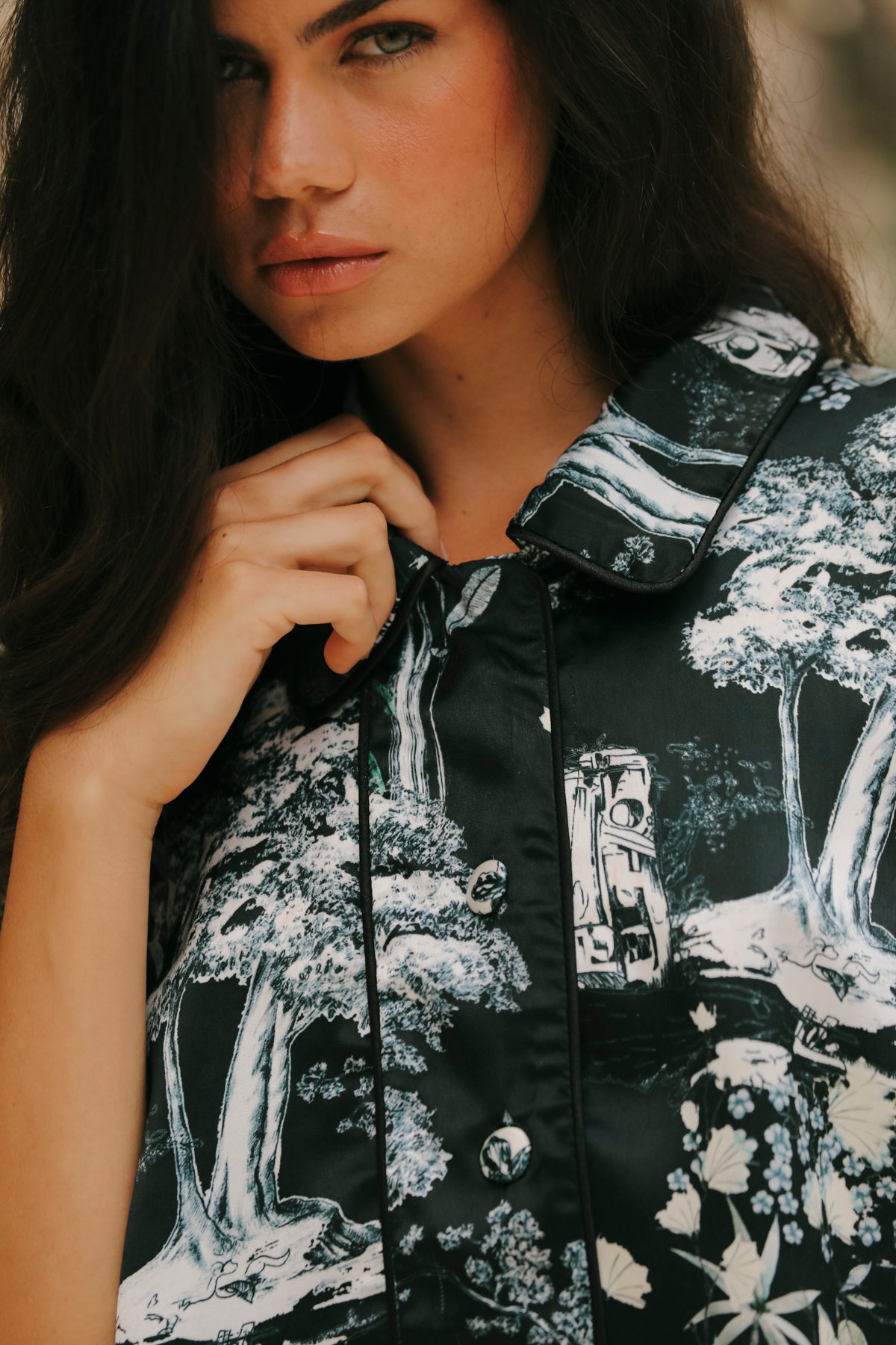 Lionne Noir Crop Üst - Görsel 5