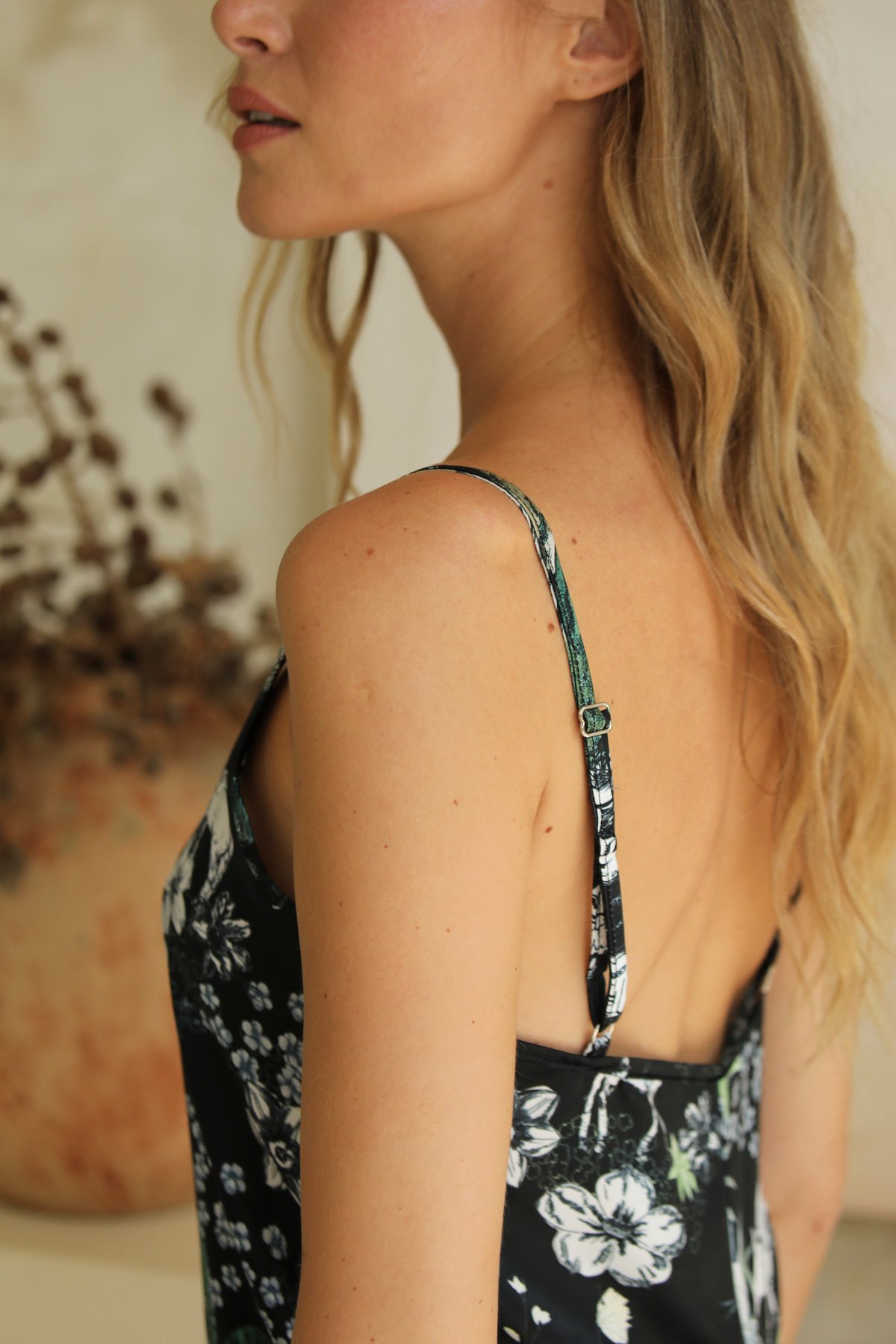 Lionne Noir Askılı Üst Şort Takım - Görsel 6